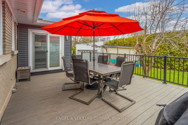 1297 Snowdon St, House other with 4 bedrooms, 2 bathrooms and 3 parking in Ottawa ON | Image 29