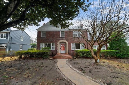 6061 Newport Cres, Norfolk, VA, 23505-4703 | Card Image