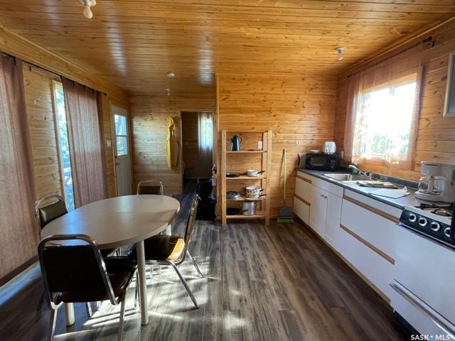 Commercial Sale in Northern Admin District 2