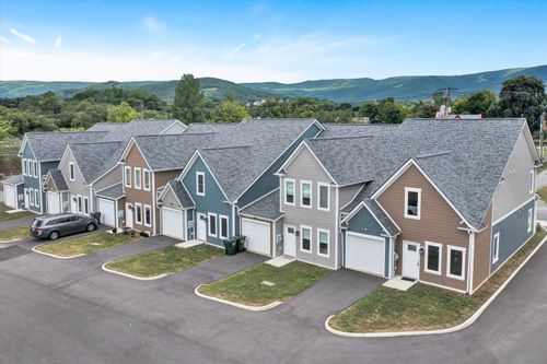 130-140 W Calhoun St, Salem, VA, 24153 | Card Image