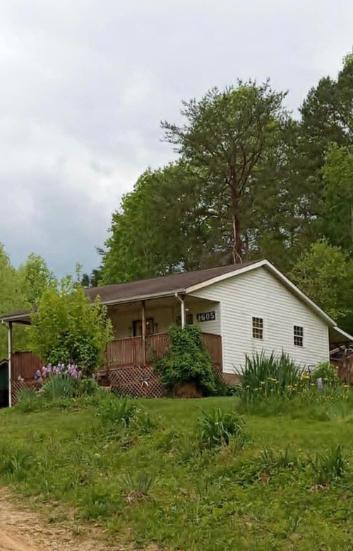 1605 Tiny Branch Rd, Frakes, KY, 40940-9437 | Card Image
