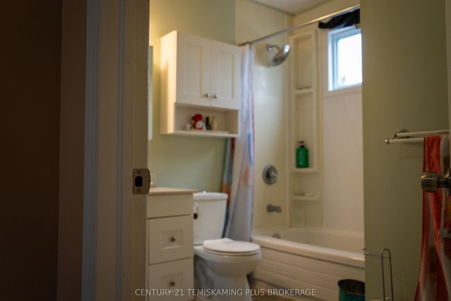 181 Carter Blvd, House other with 4 bedrooms, 2 bathrooms and 3 parking in North Cobalt ON | Image 11