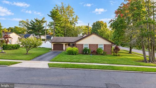 230 Pageant Ln, Willingboro, NJ, 08046-2762 | Card Image