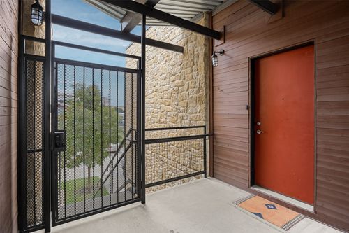204-1125 S Jennings Ave, Fort Worth, TX, 76104-4875 | Card Image