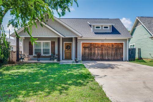 5021 Curzon Ave, Fort Worth, TX, 76107-6040 | Card Image