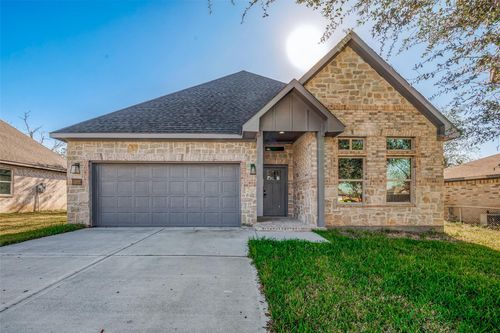 3639 Needville Ave, Needville, TX, 77461-8239 | Card Image