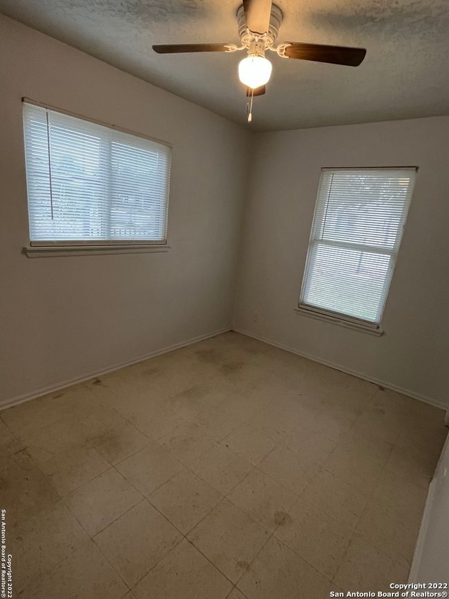 627 Baltzell Ave, House other with 3 bedrooms, 1 bathrooms and null parking in San Antonio TX | Image 9
