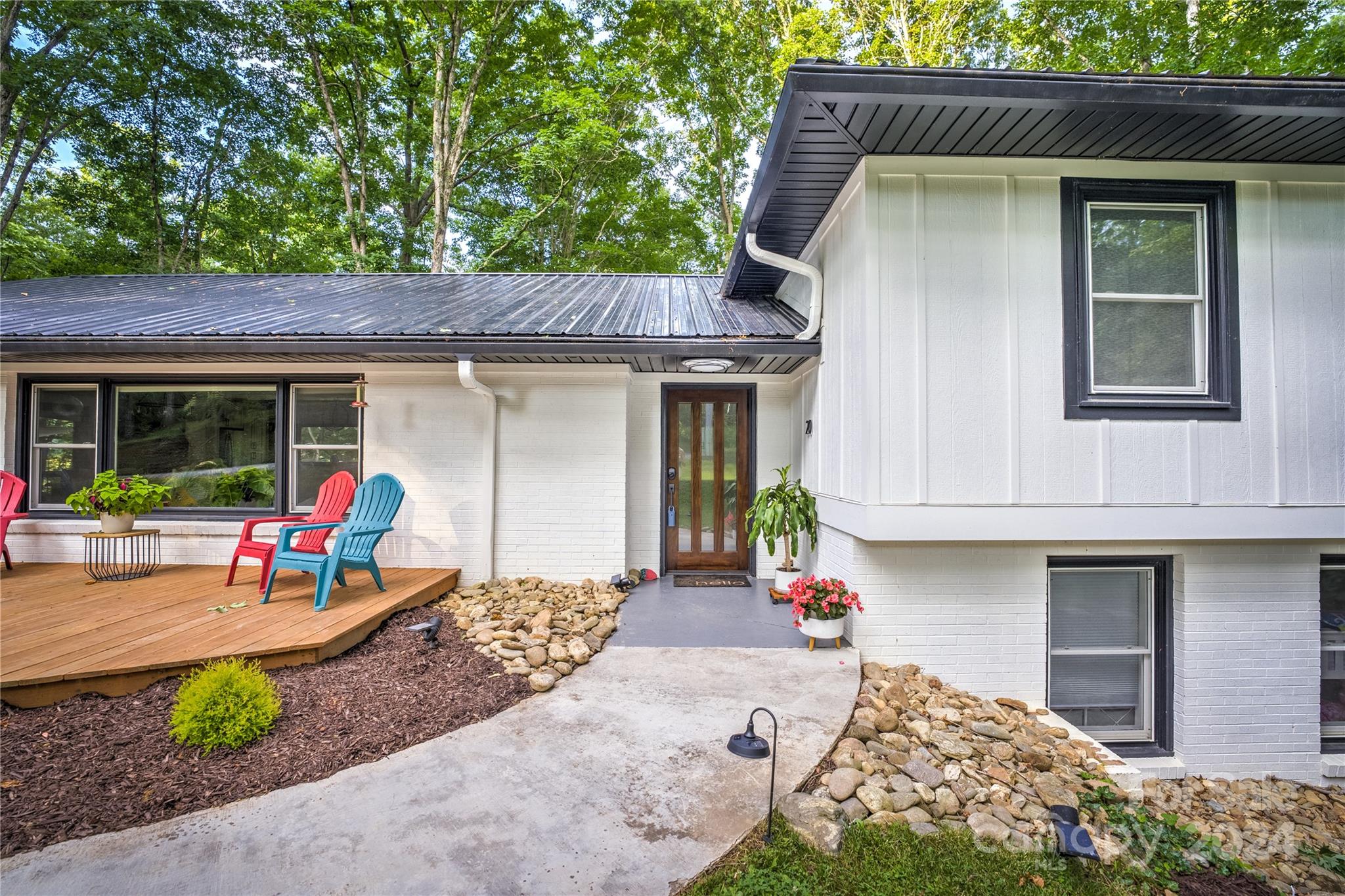 Estero Rd, Waynesville, NC 28786