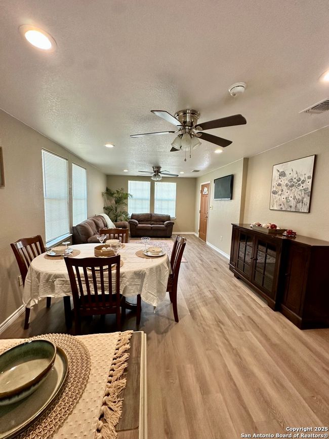 221 Chaparral St, House other with 2 bedrooms, 2 bathrooms and null parking in Uvalde TX | Image 4