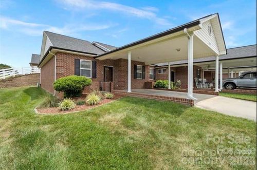 6277 Iris Ct, Denver, NC, 28037-6767 | Card Image
