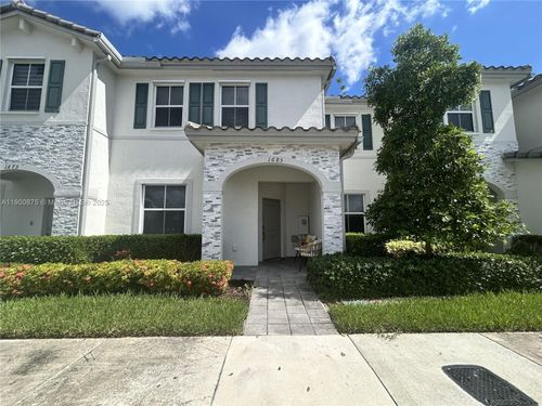 1685-1685 Se 27th Rd, Homestead, FL, 33035-2454 | Card Image
