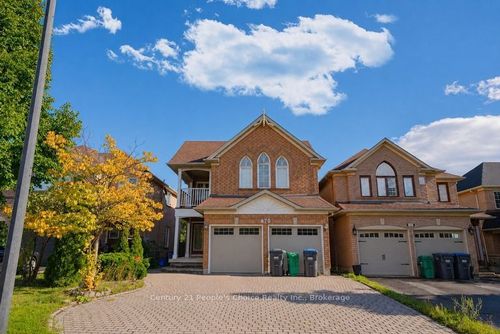 670 Macbeth Hts, Mississauga, ON, L5W1E5 | Card Image
