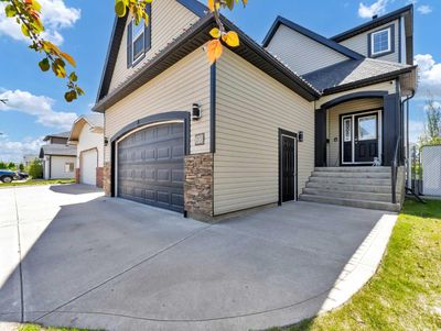 20 Terrace Cir Ne, House detached with 4 bedrooms, 3 bathrooms and 4 parking in Medicine Hat AB | Image 2