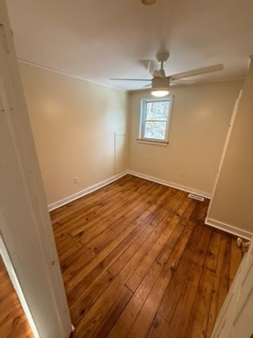 42 Delaware St, Walton, NY, 13856-1317 | Card Image