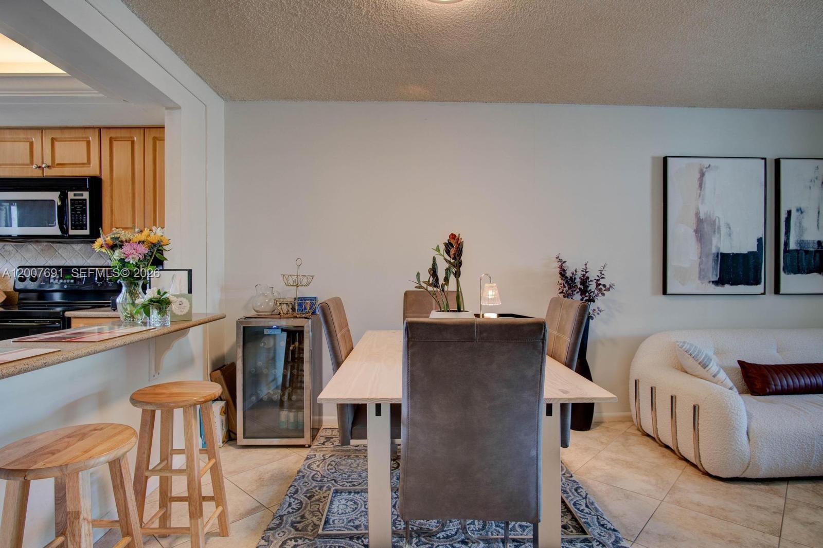 Residential in Naples 4