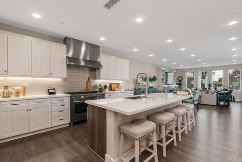 unit-105-800 Grand Ave, Carlsbad, CA, 92008-1814 | Card Image
