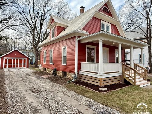 1521 Rhode Island St, Lawrence, KS, 66044-4271 | Card Image