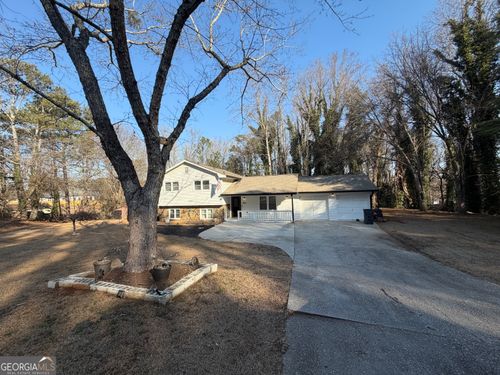 1667 Lake Louella Rd, Suwanee, GA, 30024-2034 | Card Image