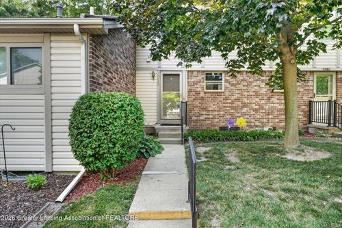 5978 Village Dr, Haslett, MI, 48840-9503 | Card Image
