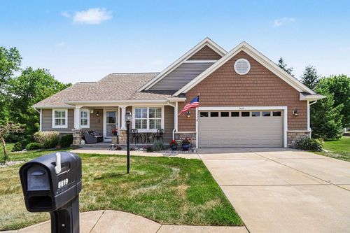 9619 Tarpon Springs Dr, Portage, MI, 49002-6037 | Card Image