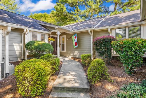 2710 Von Thuringer Ct, Charlotte, NC, 28210-7625 | Card Image