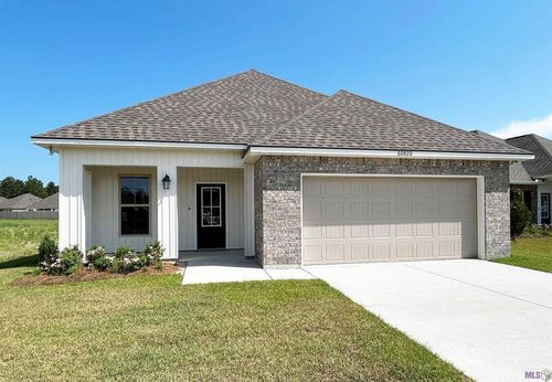 60820 Fairfax Dr, Lacombe, LA, 70445-4119 | Card Image