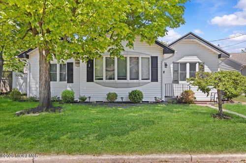 323 Woodmere Ave, Neptune, NJ, 07753-5811 | Card Image