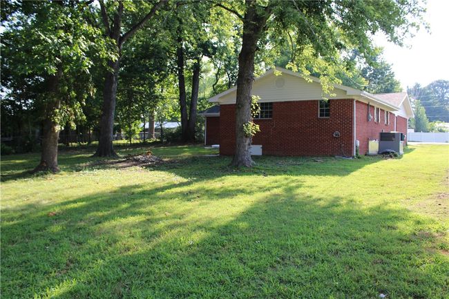 1104 Meadowcrest Dr, House other with 3 bedrooms, 3 bathrooms and null parking in Mountain Home AR | Image 25