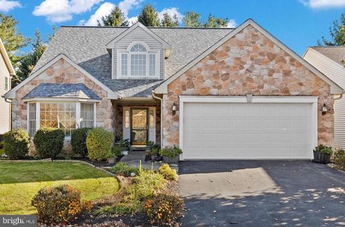 1805 Meadow Ridge Drive, HUMMELSTOWN, PA, 17036 | Card Image