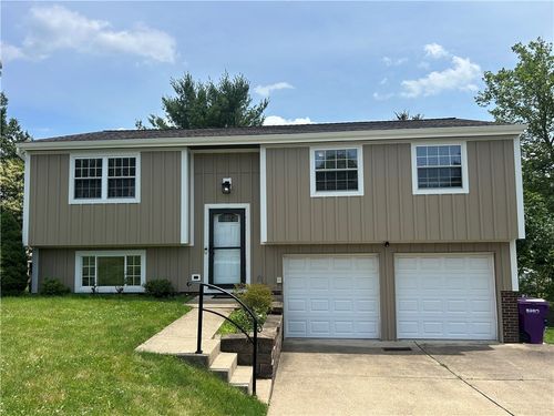 319 Ligonier Ln, New Kensington, PA, 15068-9359 | Card Image