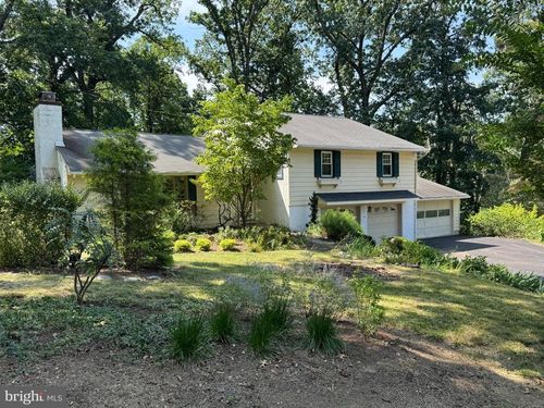 325 Greene Rd, BERWYN, PA, 19312-1065 | Card Image