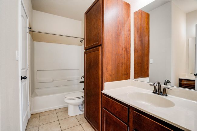 119 Creekside Villa Dr, Home with 3 bedrooms, 2 bathrooms and 2 parking in Kyle TX | Image 18