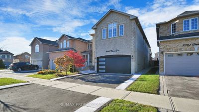 3255 Cactus Gate, House other with 4 bedrooms, 5 bathrooms and 4 parking in Mississauga ON | Image 2