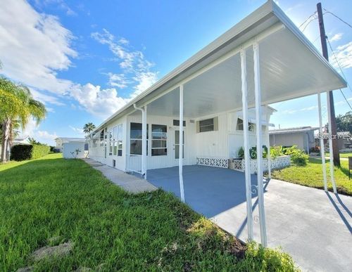 321 3rd Street Dr W, Palmetto, FL, 34221-5215 | Card Image