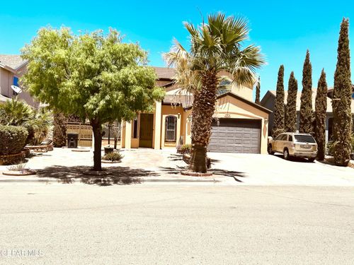 444 Ghost Flower St, Horizon City, TX, 79928-5571 | Card Image