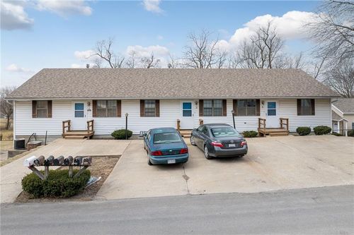 604 N 13th Terrace, Savannah, MO, 64485 | Card Image