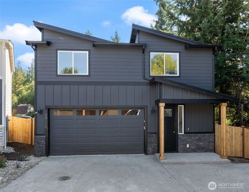 unit-c-10811 Holly Dr, Everett, WA, 98204-3689 | Card Image