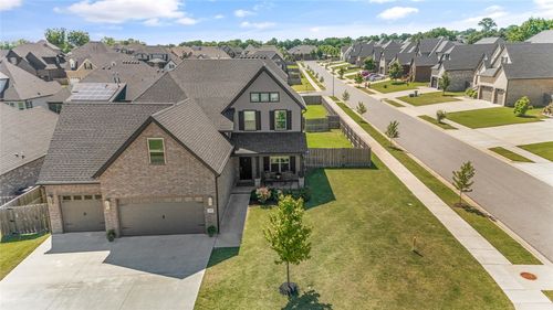 5900 Sw Dryden Rd, Bentonville, AR, 72713-6043 | Card Image