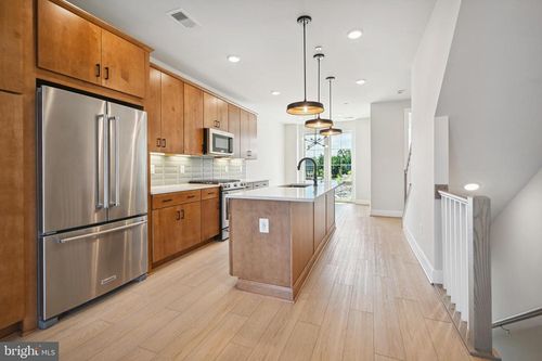 313 Calvert Avenue, ALEXANDRIA, VA, 22301 | Card Image