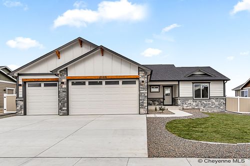 4021 Farthing Rd, Cheyenne, WY, 82001-9134 | Card Image
