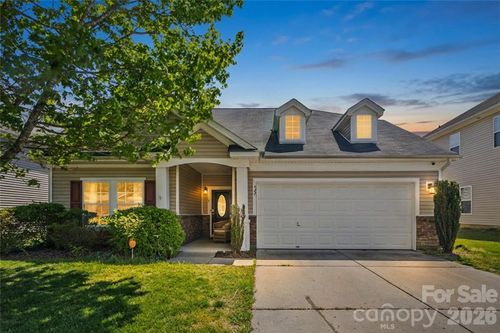 422 Bougainvillea Ct, Monroe, NC, 28110-7668 | Card Image