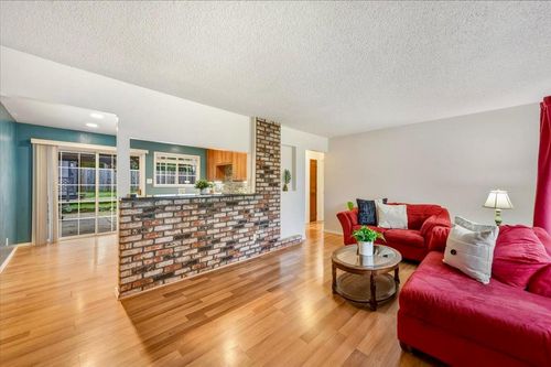 11070 Brunswick Dr, Grass Valley, CA, 95945-4024 | Card Image