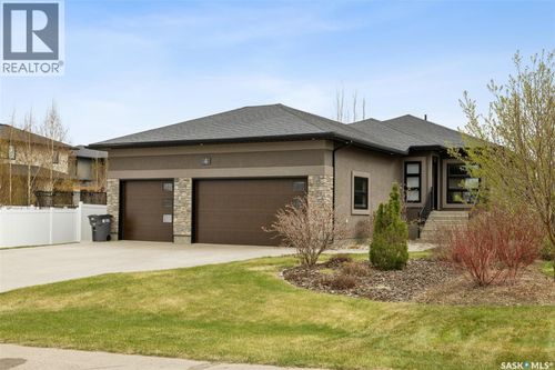4 College Cres, White City, SK, S4L0C6 | Card Image