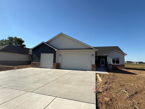 31 W Kingdom Ct, Goddard, KS, 67052 | Card Image