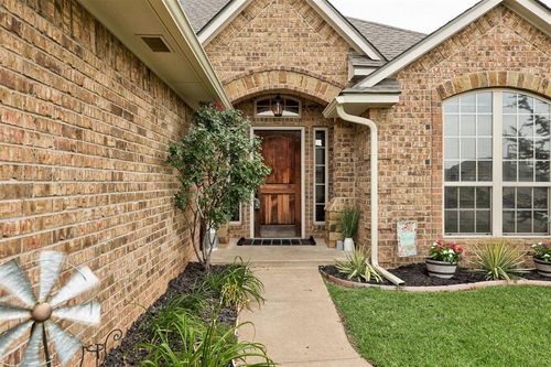 921 Tea Rose Dr, Yukon, OK, 73099-2158 | Card Image