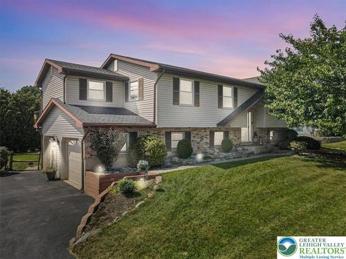 3491 Crestwood Dr, Bethlehem, PA, 18020-2063 | Card Image