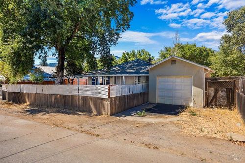 135 Waugh Lane, Ukiah, CA, 95482 | Card Image