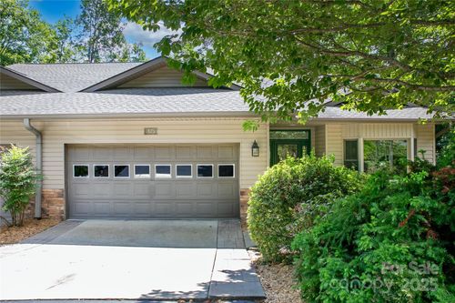 50 Duya Ct, Brevard, NC, 28712-9489 | Card Image