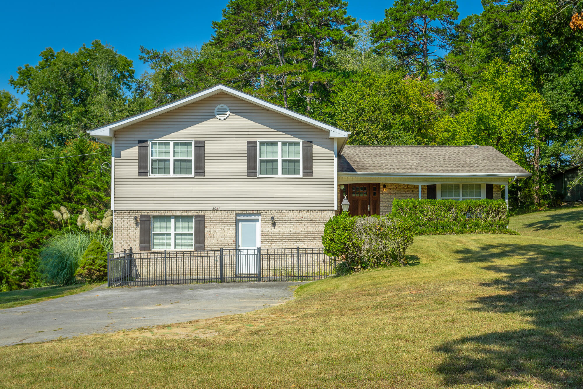Middle Valley Rd, Hixson, TN 37343