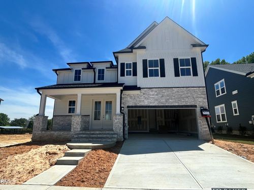 820 Ballaster Rd, Fuquay Varina, NC, 27526-3689 | Card Image